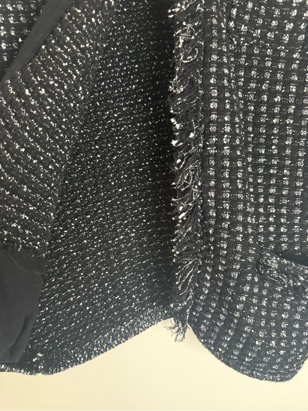 Calvin Klein Black & White Tweed sweater Jacket in size large - Picture 7 of 11